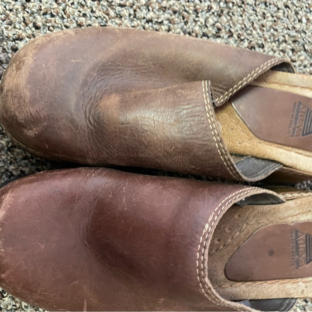VINTAGE 90s/Y2K Aldo Clogs